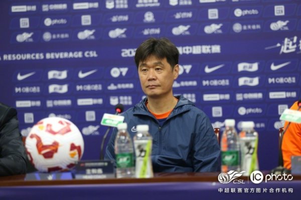李霄鹏：奥古斯托确定缺席明日赛事   兰克尔·泽肯定会上场