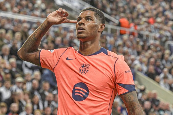 火热🔥27岁拉师傅近5场2球4助巴萨5连胜，租借而来可300