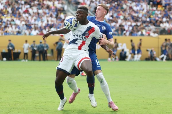 世一左后场球员？左后场球员身价榜：门德斯7500万居首，巴尔