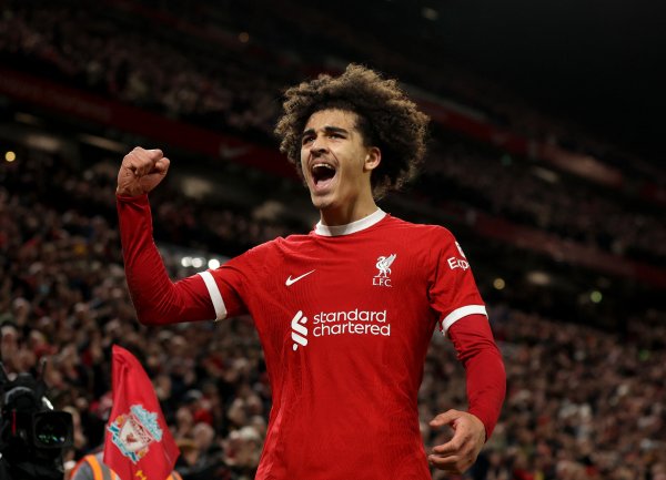 回声报：利物浦小将丹斯将缺席数月，今年内可能无法上场了