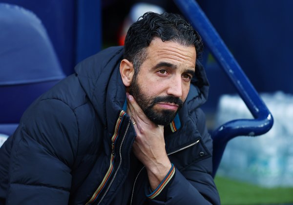 舍什科后备  待命！阿莫林解释：范迪克和科纳特很擅长空中对峙