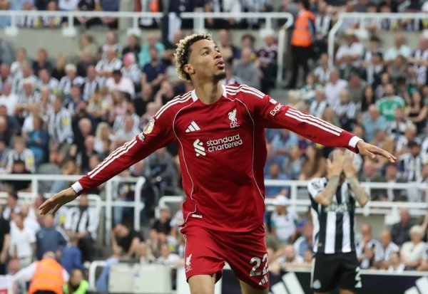 埃基蒂克在利物浦7场赛事  打进4球，追平在巴黎33场得分 