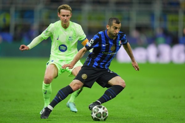 国米官方：姆希塔良左大腿半腱肌肌肉拉伤  ，预计伤缺一个月