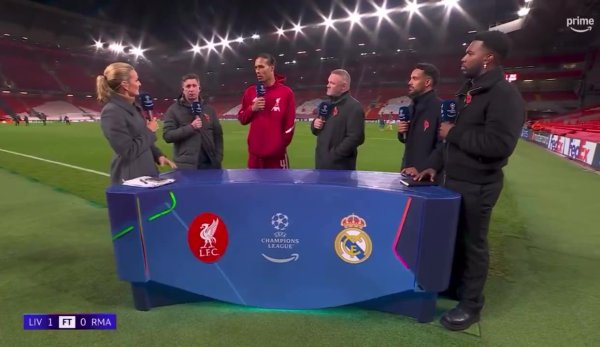 😅范戴克：前职业的客观评价很有价值；鲁尼：我的话激励了他们