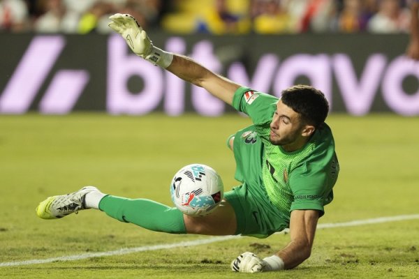 罗马诺：霍安-加西亚已参加巴萨练习  ，预计国际赛事  日之