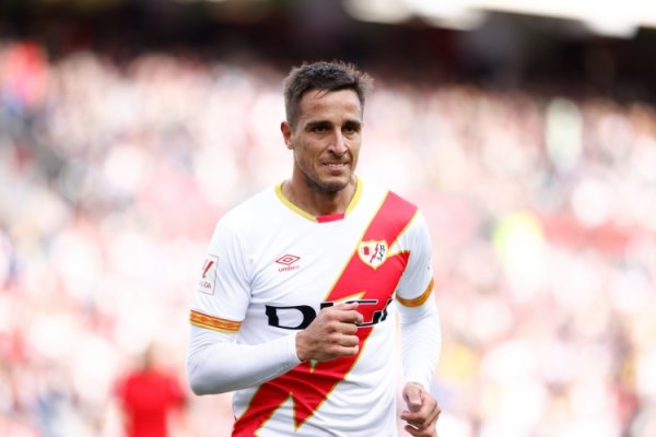 再次违规！西媒：巴列卡诺因在高风险赛事  当天线下售票而面临