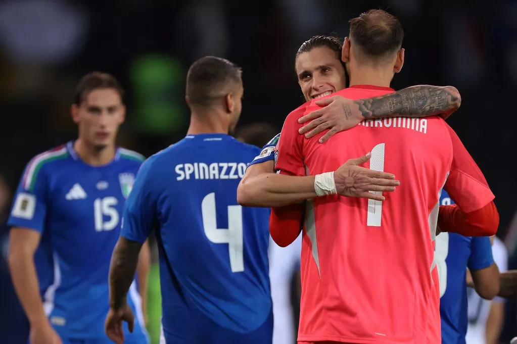 记者: 阿森纳后场球员卡拉菲奥里臀部负伤  , 或缺席意大利首场